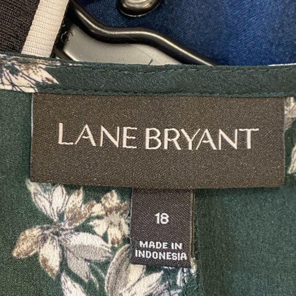 LANE BRYANT Dark Green Floral Print Blouse - Picture 2 of 7